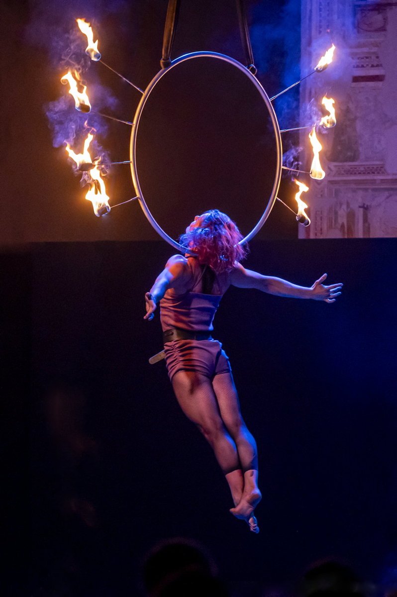 Proper Mess performance 4